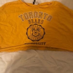 H&M Medium crop tee